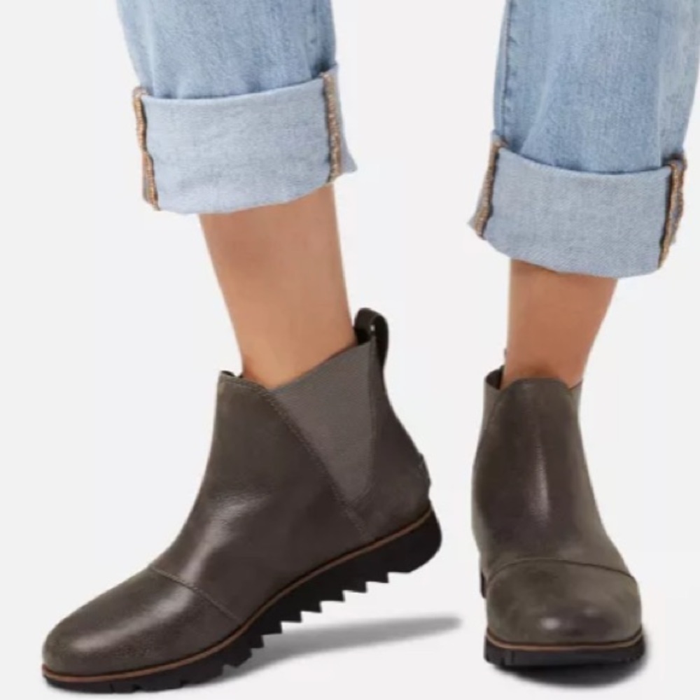 Sorel Harlow Chelsea Ankle Boots Booties